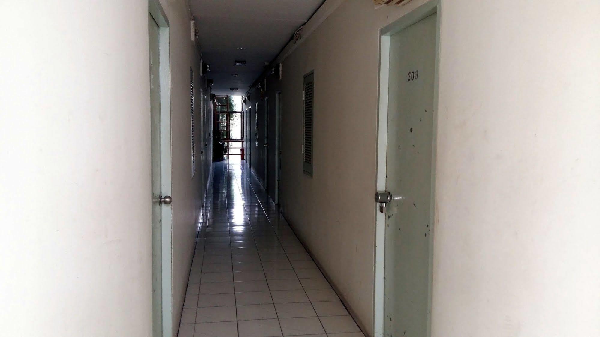 Michael Inn Pattaya Bagian luar foto